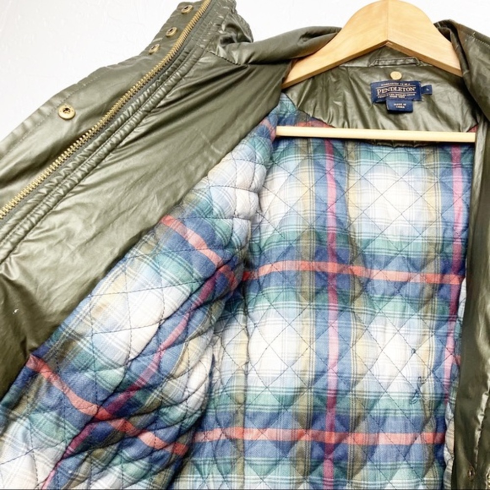Pendleton Waterproof Insulated Parka Size Large - image 6